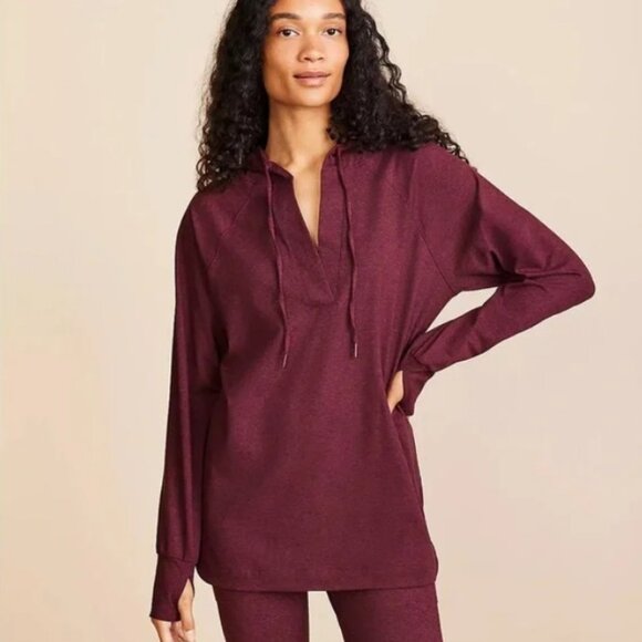 Lou & Grey Tops - Lou & Grey heathered burgundy Luvstretch hoodie